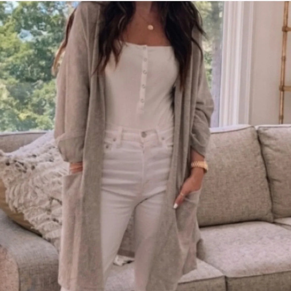 Donni striped cardigan oversized one size fits all excellent condition so soft - Picture 1 of 6